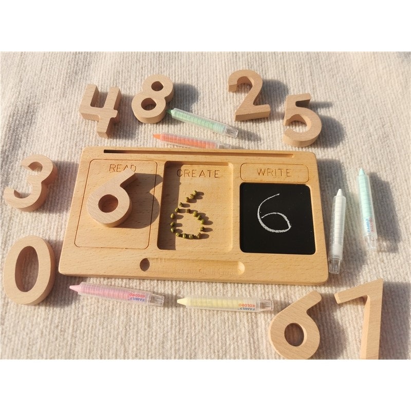تابلت تعليمي مع طباشير ، ألعاب - مراجعة Montessori Shelf Toy وسعره